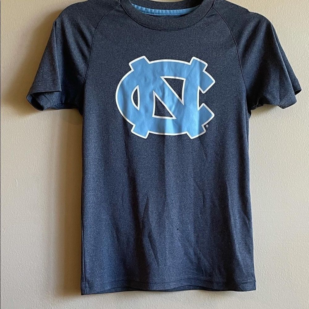 Boys‎ Colosseum NC sports shirt size youth small